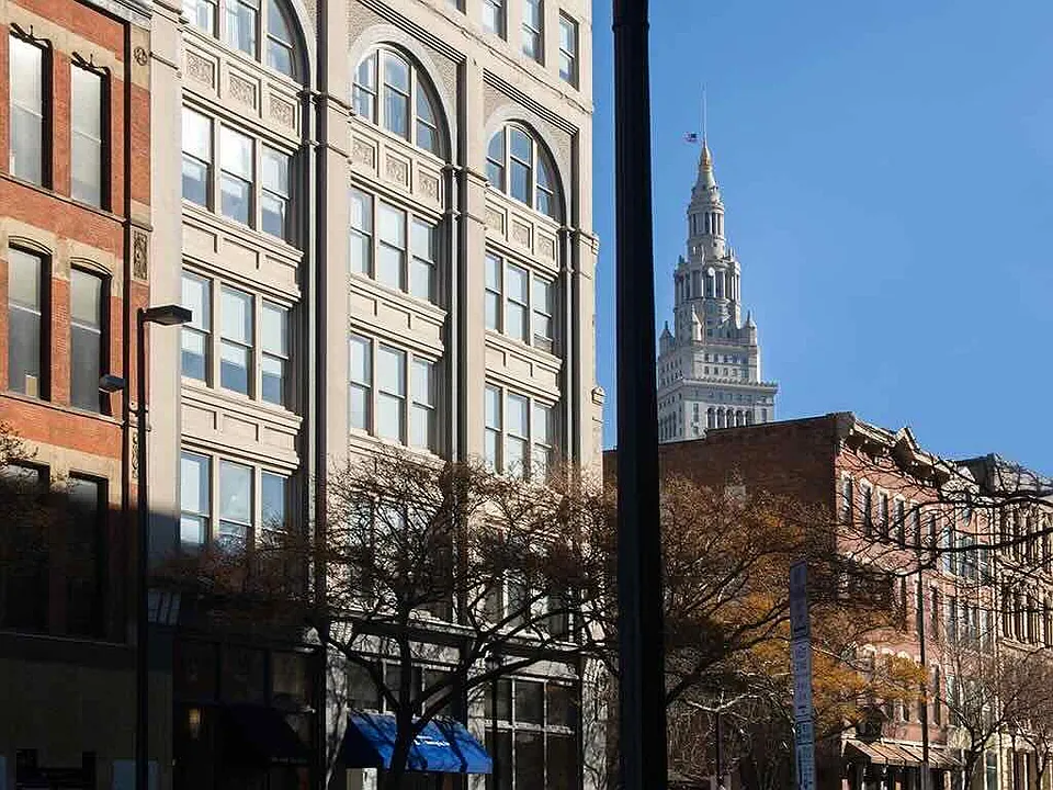 Hat Factory Lofts - The Historic Warehouse District