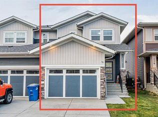 112 S Midtown Close SW, Airdrie, AB T4B 5G9