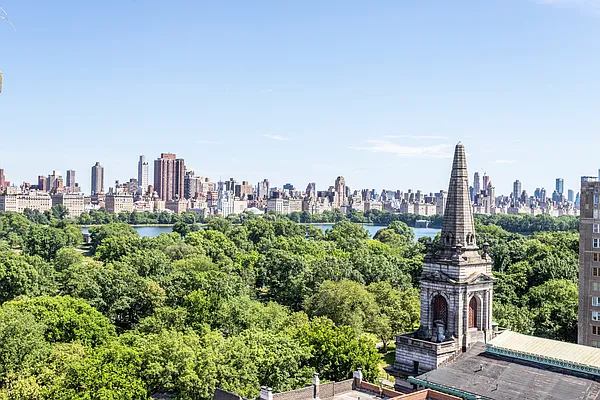 Rented by Anchor Associates | media 11