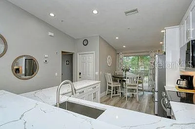 9560 High Gate Dr #1624 — Photo 5