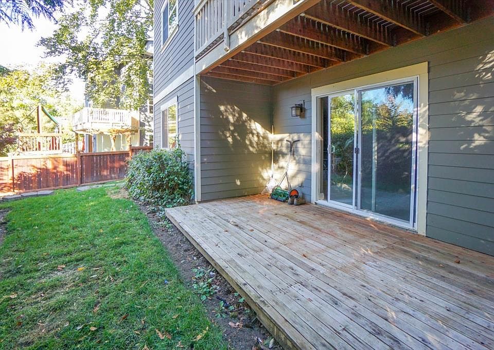 2nd image of 7925 45th Ave SW