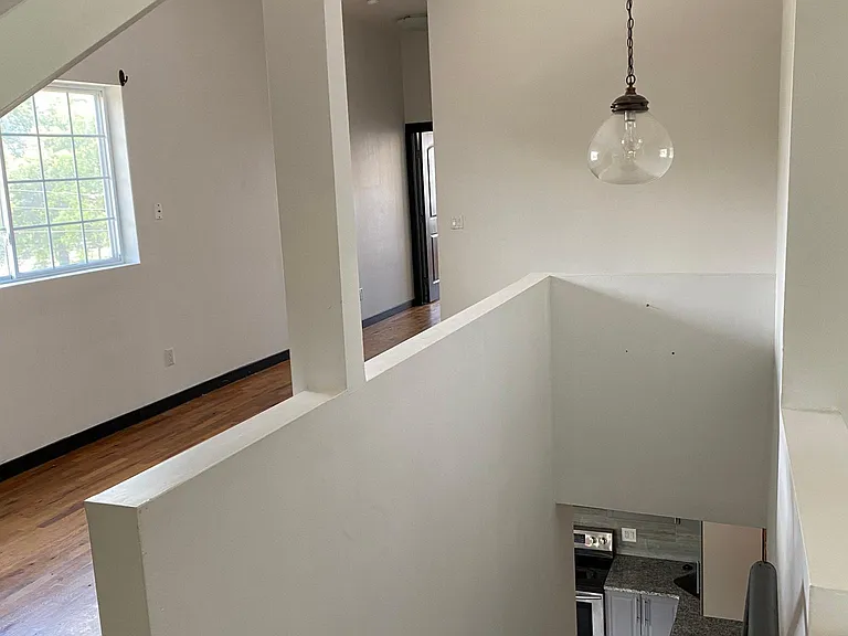 66 Douglass St #104 — Photo 5