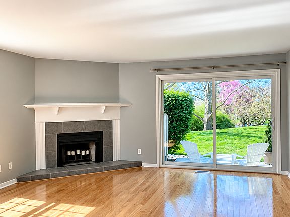 2nd image of 803 Cheswold Ct