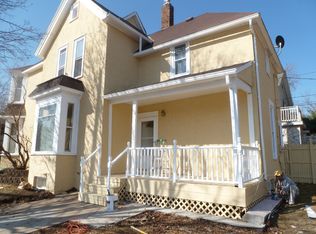 1343 Thomas Ave, Saint Paul, MN 55104