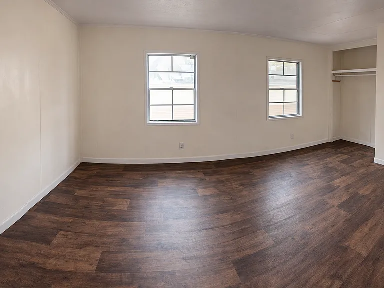 128 Hodges Ave — Photo 7