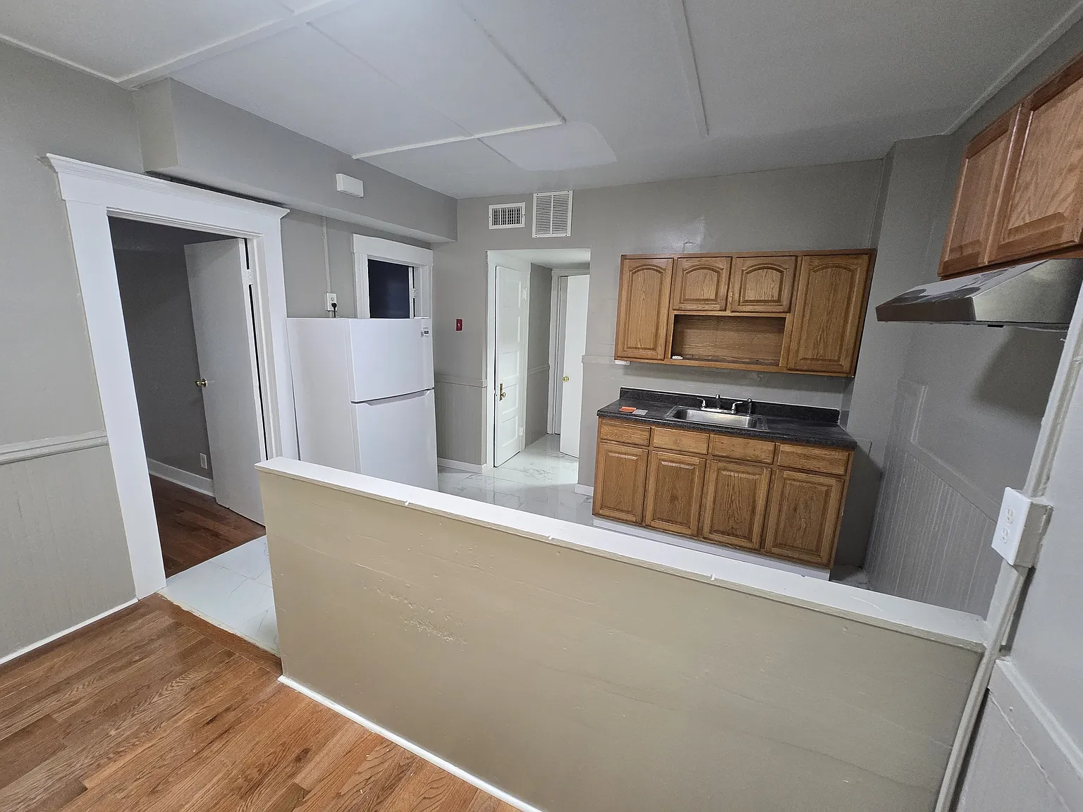 2 bed, $1,800 — Photo 1