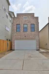1144 W 24th St, Houston, TX, 77008