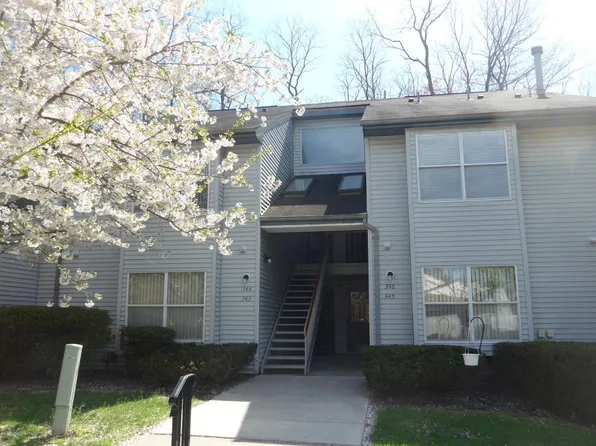 344 Sunshine Ct, Englishtown, NJ 07726