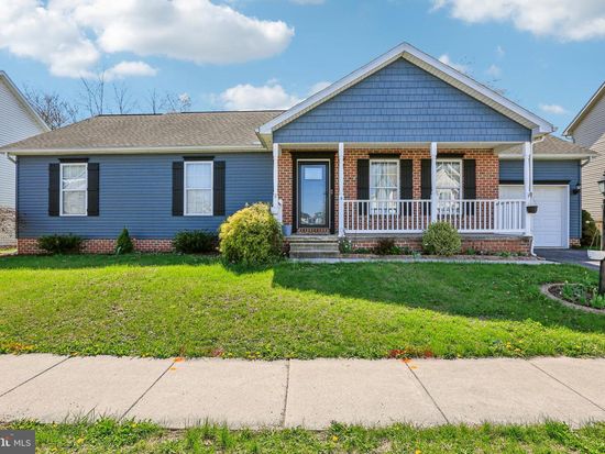 23 Sycamore Ct, Littlestown, PA 17340