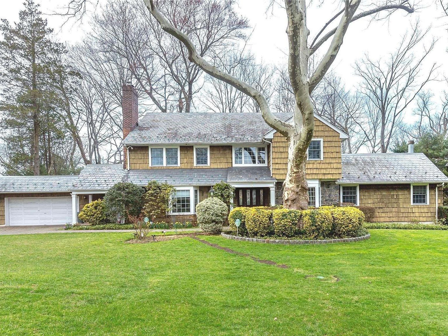 1 Meadow Woods Road, Great Neck, NY 11020 Zillow