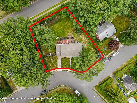 2nd image of 1 Holland Ave