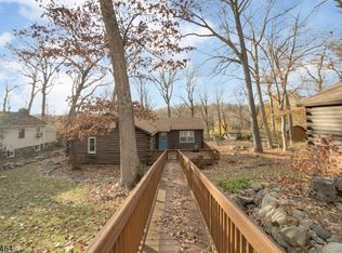 21 Hillside Rd, Ringwood, NJ 07456