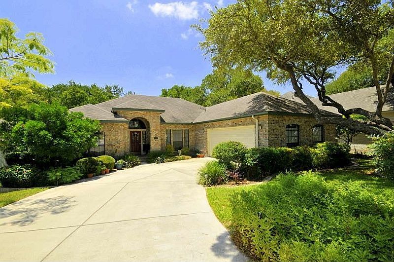 1st image of 6 Bentwood View Dr