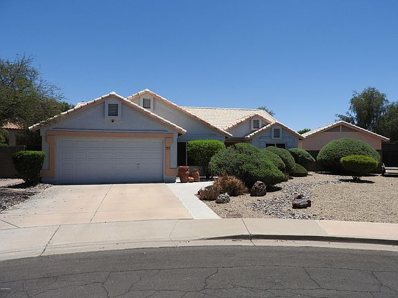 2nd image of 6651 E Fairbrook Cir