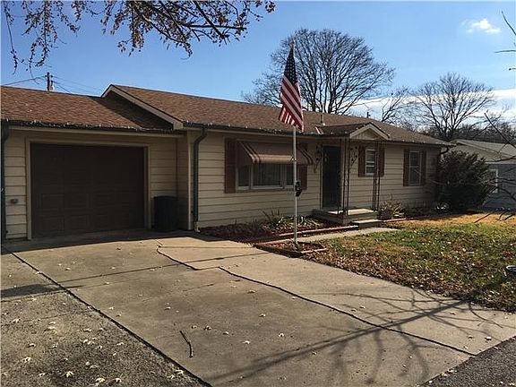 2nd image of 2607 Heerlein Dr