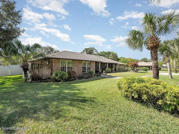 5265 Sand Lake Dr, Melbourne, FL 32934