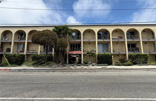2311 4th St Photo 1