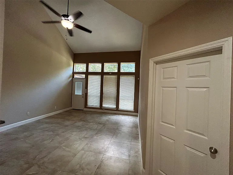 8911 Silent Willow Ln — Photo 2