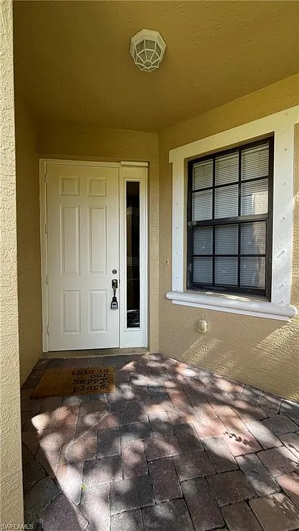 4 bed, 2.5 bath, 1970 sqft, $2,700 — Photo 4
