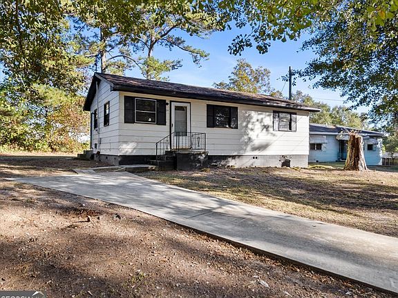 3rd image of 50 Evelyn Rd
