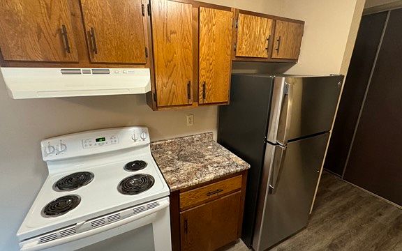 2nd image of 6001-6023 E Viking Blvd #105