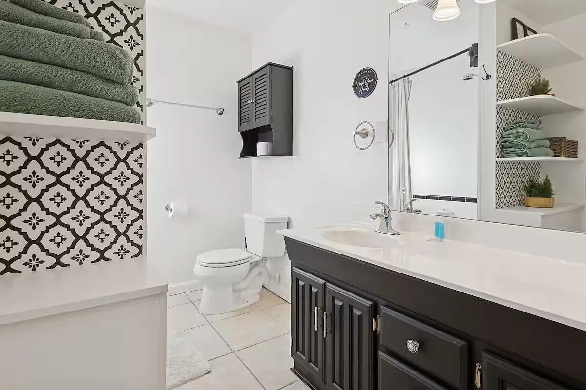 3 bed, 1637 sqft, $2,600 — Photo 3