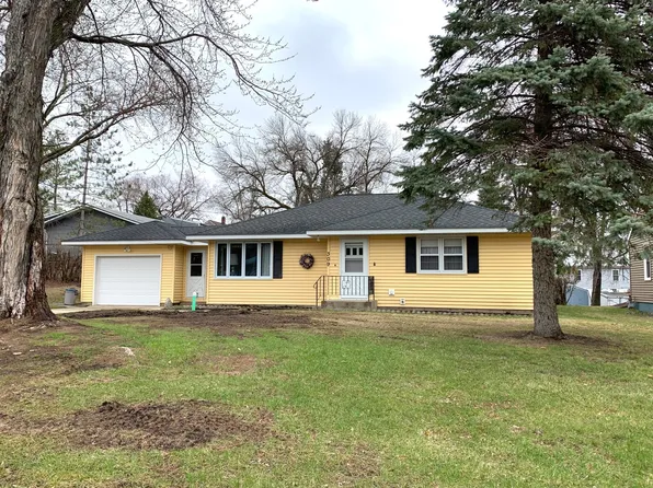 309 1st Ave NE, New London, MN 56273