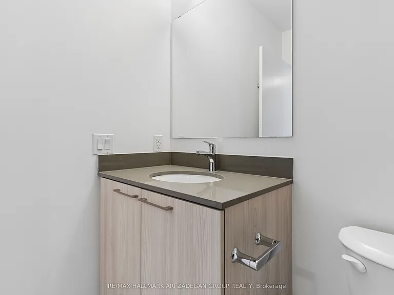 7437 Kingston Rd #820 — Photo 19