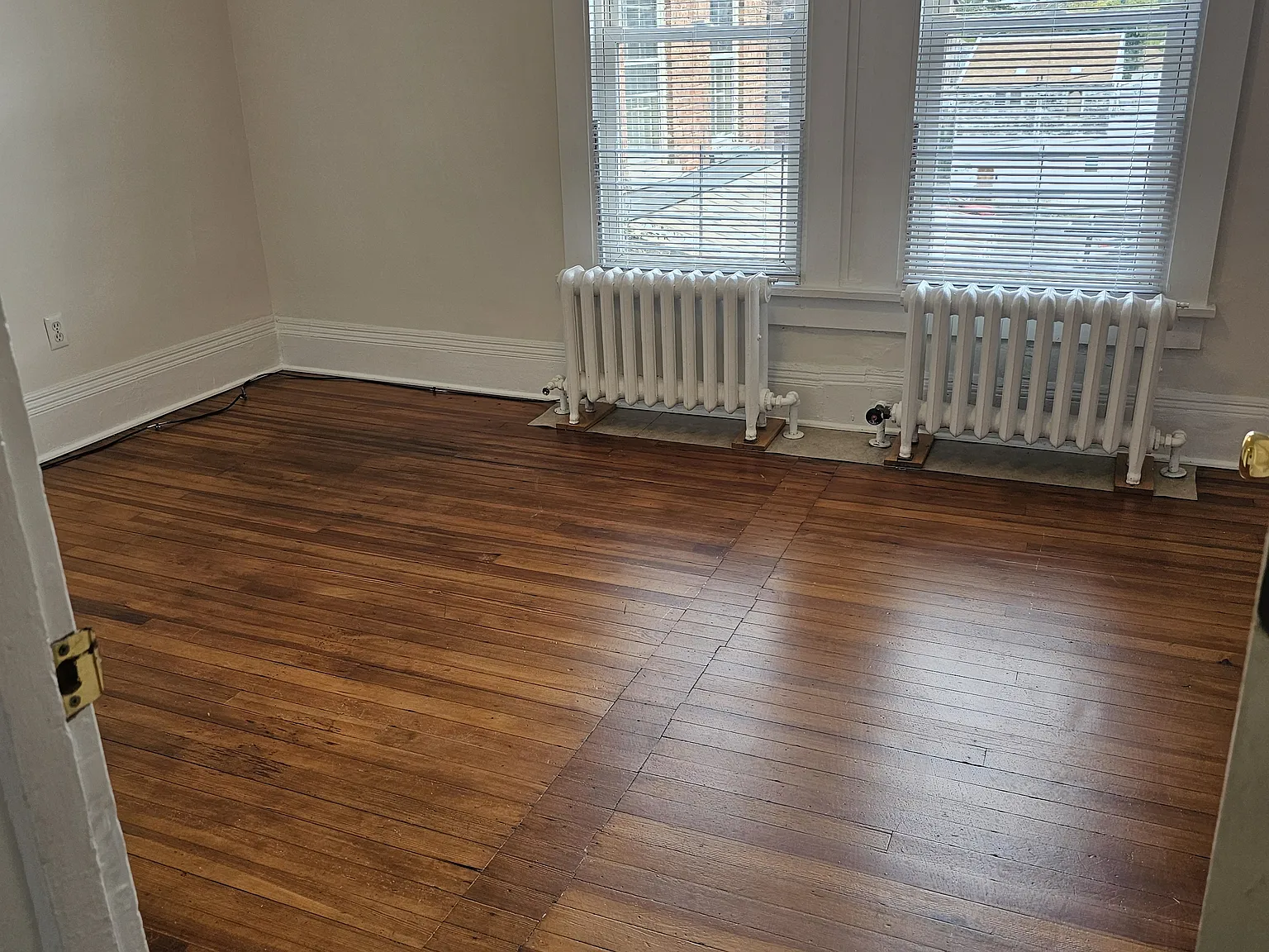 2 bed, 1300 sqft, $2,500 — Photo 3