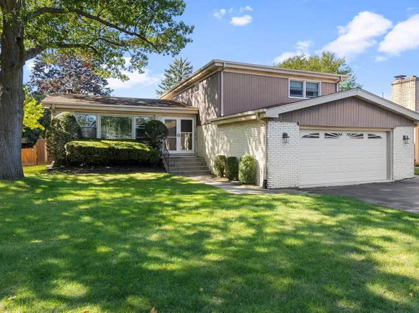 9732 Kildare Ave, Skokie, IL 60076