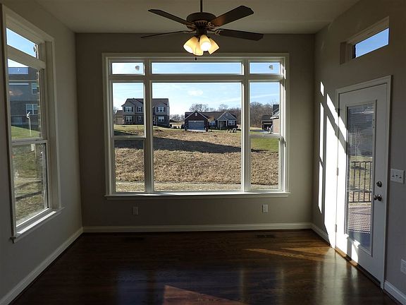 4th image of 9359 Westfield Ln #70WB