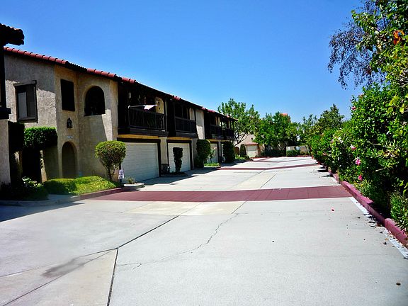 3rd image of 1248 Glenview Ln