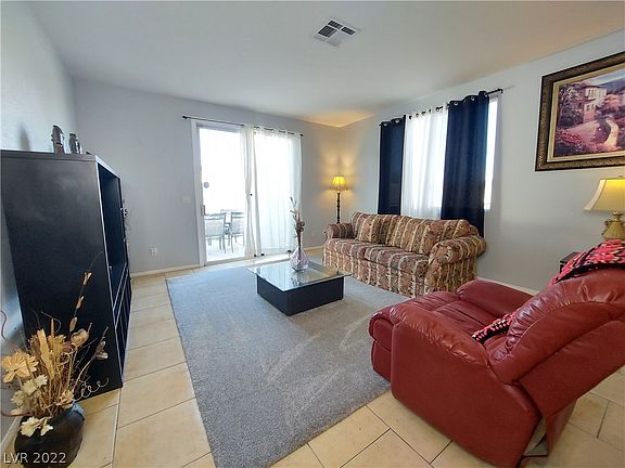5th image of 9750 Vista Crest Ave