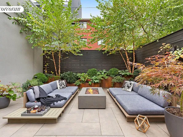 333 Gates Avenue image 8 of 22