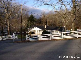 202 Lakemont Dr, Rockwood, TN 37854