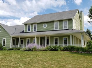 N29W26230 Homestead Rd, Pewaukee, WI 53072