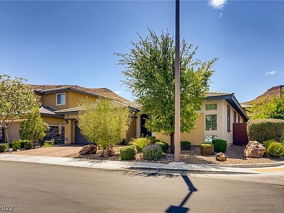 2nd image of 5845 Glory Heights Dr