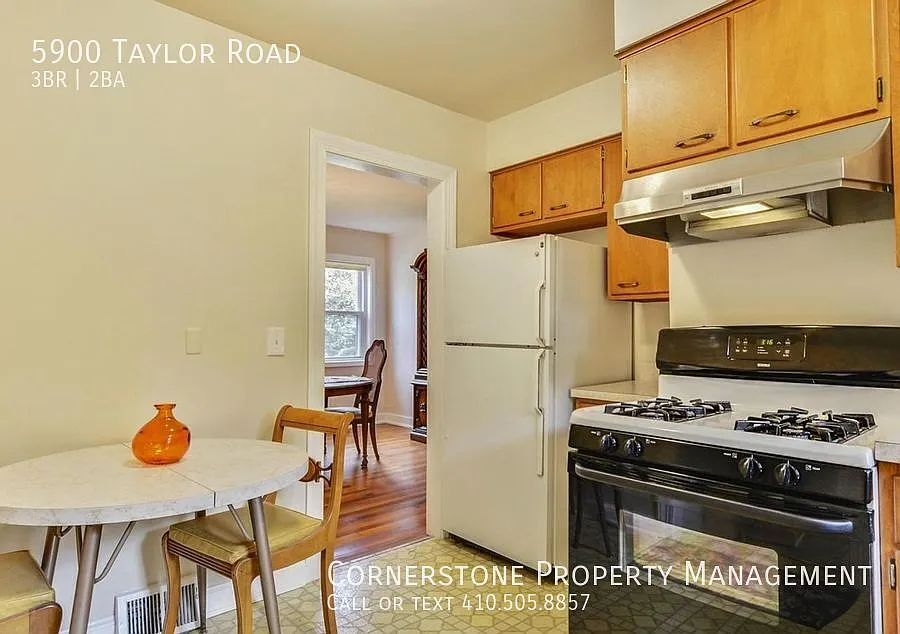 3 Beds 2 Baths | $2750| 5900 Taylor Rd Riverdale Park, MD 20737 — Photo 3