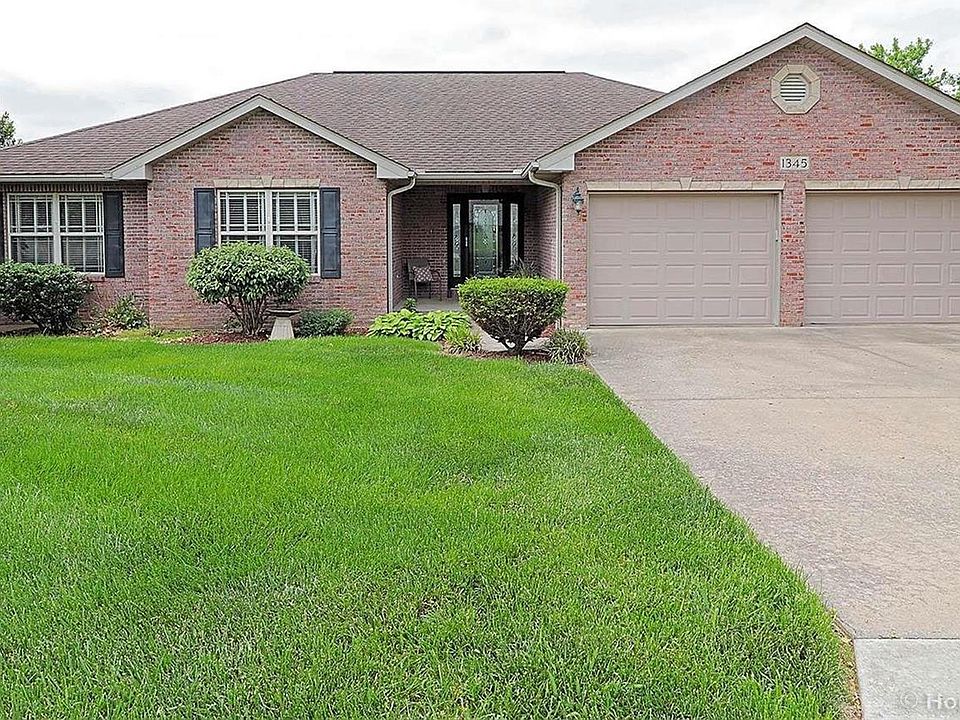 1st image of 1345 Boxwood Dr