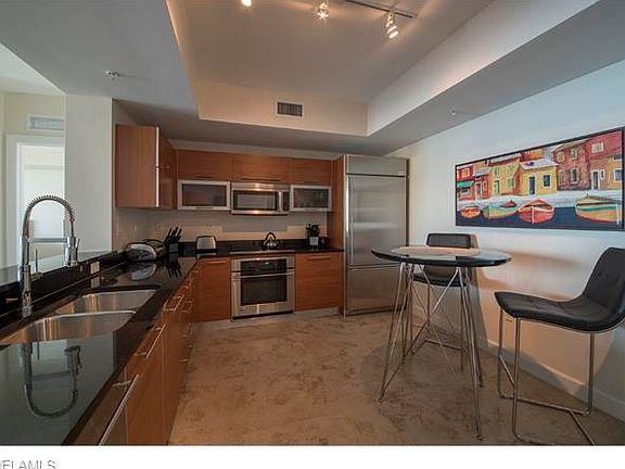 4th image of 3000 Oasis Grand Blvd APT 1605