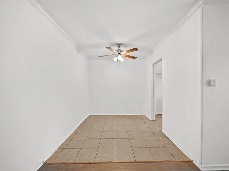 14913 Hartland St #6 — Photo 9