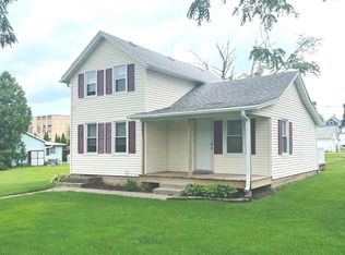204 E Provost St, Lena, IL 61048