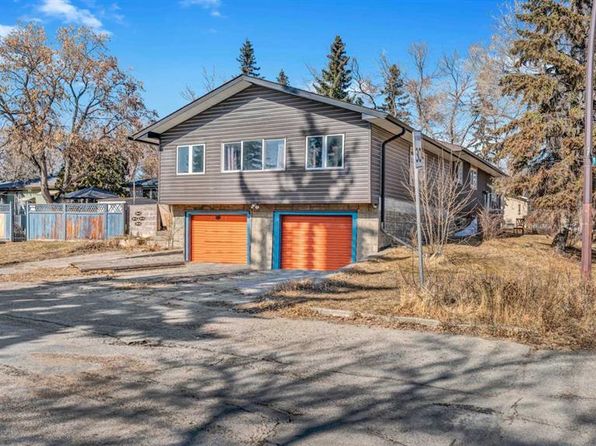 3403 E 33rd St SE, Calgary, AB T2B 0V7