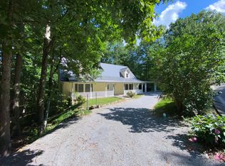 128 Morris Cir, Big Stone Gap, VA 24219