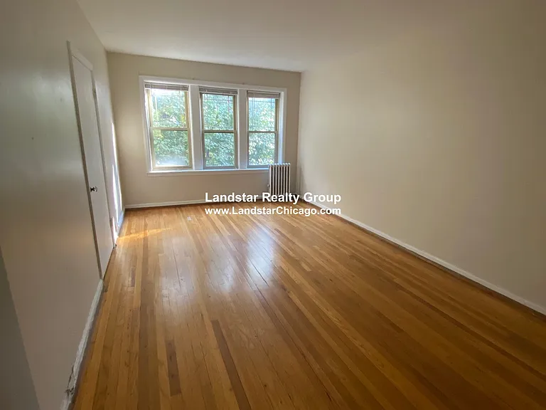 1914 W Lunt Ave #3S — Photo 1