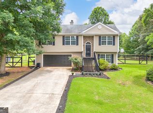 259 Beacon Dr, Maysville, GA 30558