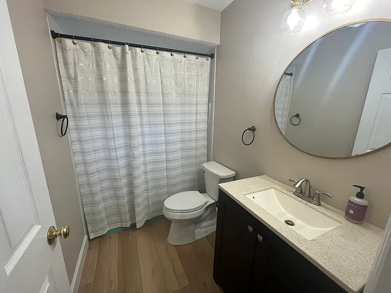 310 Dorchester Dr — Photo 37