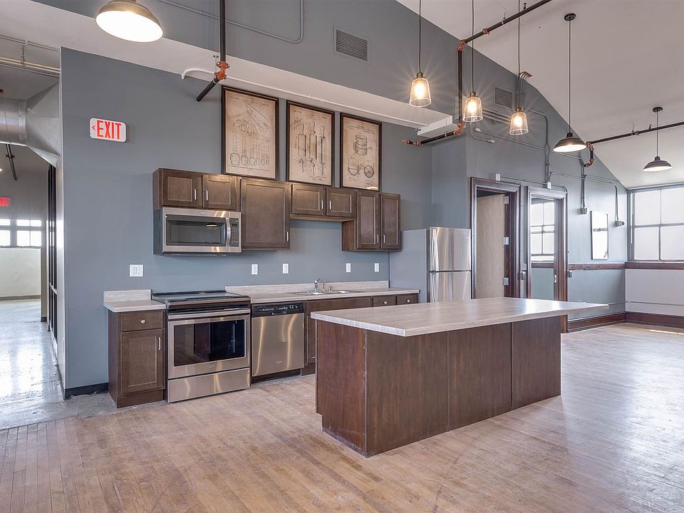 Community Room Kitchen