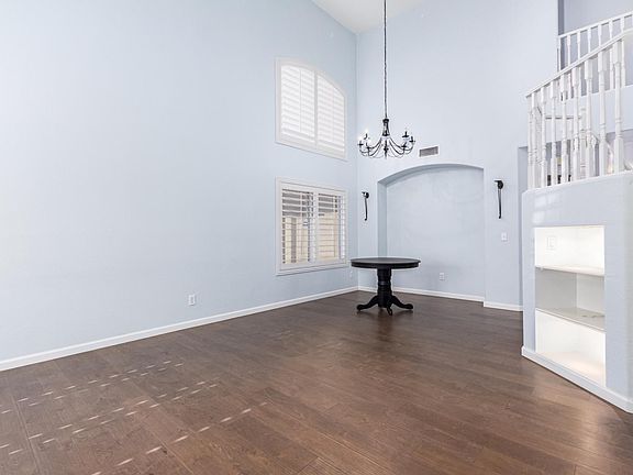 4th image of 5160 W Glenview Pl
