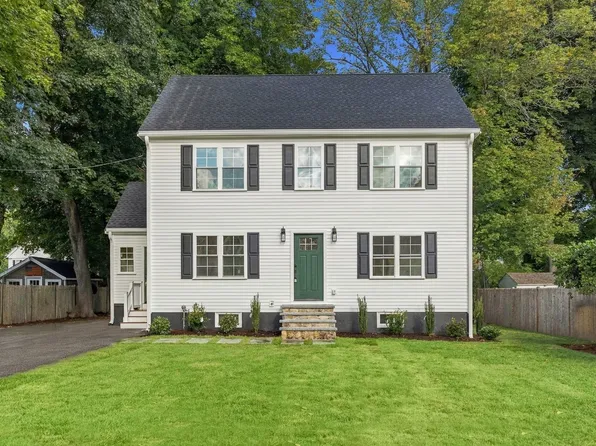 11 Clark Ave, Walpole, MA 02081